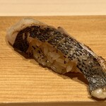 寿司 みなつき - イサキ炙り