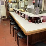 キッチン南海  - 店内