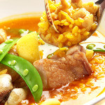 Bikini Pikaru - 定番の魚介のカルドソ、スープの旨みが美味しいです。