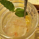 New York Garden Place hug - 