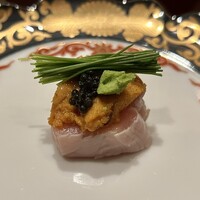焼鳥 天赦 - 信玄鶏ささみ 雲丹 キャビア