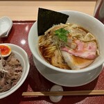 麦と麺助 - 