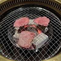 炭火和牛焼肉もうもう亭 広小路店 - 