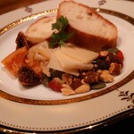 ラグナ ザ バー - チャーム