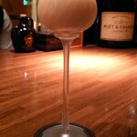 ラグナ ザ バー - ココナッツリキュール、桃カクテル