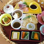 お食事処 若林 - 花籠御膳
