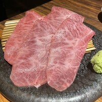 焼肉一頭両騨 町田本店 - 
