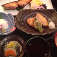 逸品料理屋 流石 - 鰆の柚子胡椒焼き900円 午後１時以降なら、わらび餅がついてきます。