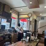 アマゾン - 1階店内