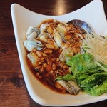 呂桑食堂 - 牡蠣…蒸してあるから大丈夫っしょ？　チョットビビり気味です(笑)