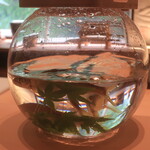 日本料理 吟 - 鮎のプレゼンテーション