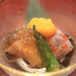 日本料理 吟 - 鮑、車海老の黄身酢＆ジュレ掛けアップ