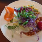 San Want Residences Taipei - サラダ