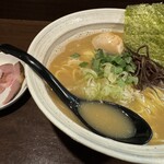 ラーメン 凌駕堂 - 