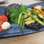 栄助寿司 - 鮑とアスパラのバター焼き