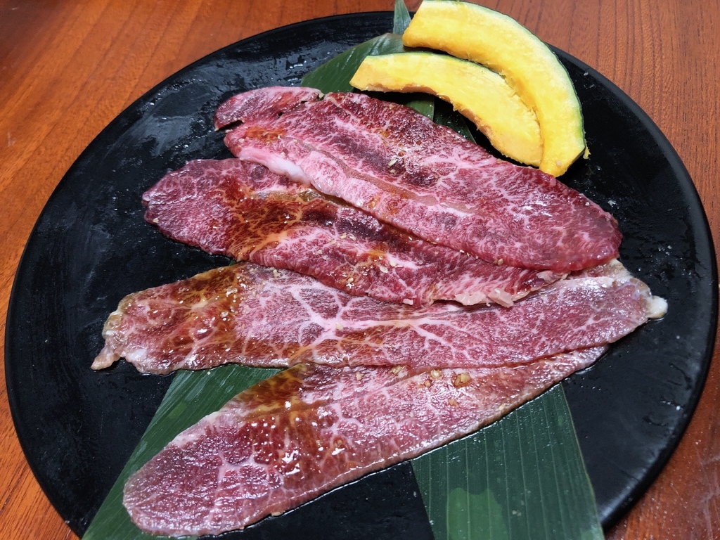 炭火焼肉/ビタミンS. 炭火焼倶楽部 （スミビヤキクラブ） - 桑園/ホルモン | 食べログ