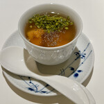 みえ田 - ピスタチオの茶碗蒸し　雲丹乗せ