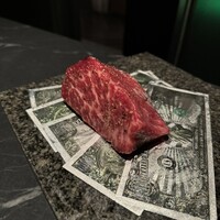 VinIX - 自家熟成黒毛和牛赤身肉 塊焼き　5,000円