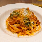 リストランテ ラ・バリック トウキョウ - パスタ　太目のパスタ　仔羊のラグー　羊のミルクのチーズ