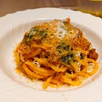リストランテ ラ・バリック トウキョウ - パスタ　太目のパスタ　仔羊のラグー　羊のミルクのチーズ