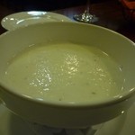 ビストロ バキュース - シルク大根のスープ