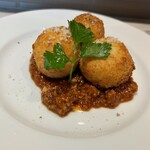 シカゴピザ&ボルケーノパスタ Meat&Cheese Forne - 