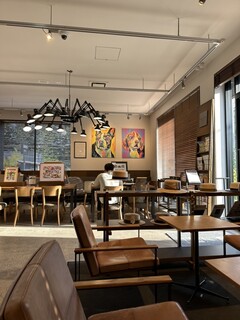 Bread & Coffee by MOTOTECA