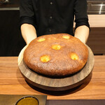 イル アオヤマ - フォカッチャ