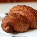 パティスリートレカルム - クロワッサン