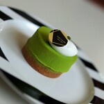 パティスリートレカルム - ピスターシュ・アプリコ