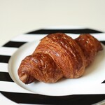 パティスリートレカルム - クロワッサン