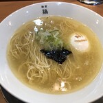 麺屋 鶏ノ湯 - かけ蕎麦680円税込と味玉100円税込。