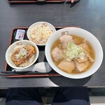 喜多方ラーメン 坂内 - 