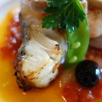 風の谷 - 白身魚は。表面をカリッと焼きあげていますので、風味／食感良し。