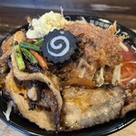 旨辛味噌らーめん ぼんず - 美しい盛り♪