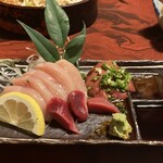 焼き鳥 庭鳥 - 朝どり刺身盛り合わせ