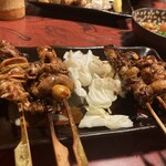 焼き鳥 庭鳥 - もつセット二人前