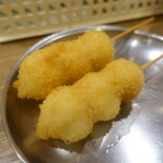 串カツの中村屋 - 串カツ（うずら卵） 　