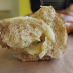 ケイトスペードサタデー - バタープレッツェル　バターがトロリ