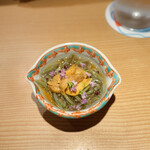 東麻布 天本 - 秋田のじゅんさい、唐津あかうに