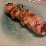 焼き鳥とワイン 萬鳥 - 