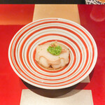 野嵯和 - 白いとおもろこしをわらび粉で練る。あわび、海老のそぼろ