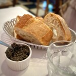 ブション - タプナード（ブラックオリーブペースト）が最高！