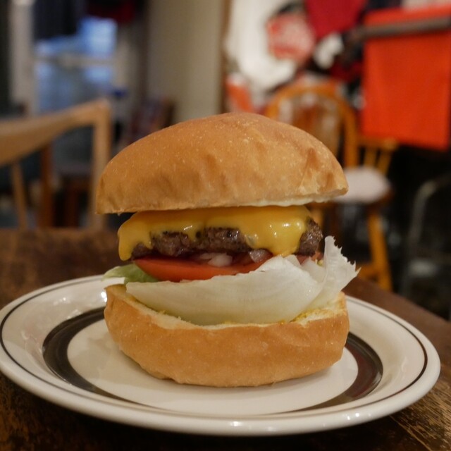  ハンバーガー CENTER4 HAMBURGERS(センターフォー ハンバーガーズ)」(高山市