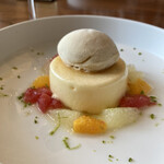 ザ タヴァン グリル＆ラウンジ - 