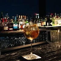 DINING & BAR TABLE 9 TOKYO - 