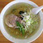 中華飯店 紅来 - 塩ラーメンのアップ