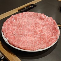 しゃぶしゃぶ・日本料理 木曽路 大宮店 - 和牛霜降肉三人前。