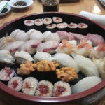 Funaba Sushi - 寿司桶の奥はホタテフライ！