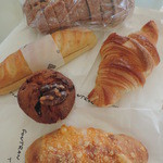 ゴントラン シェリエ - ノア1/2、フロマージュ、クロワッサン、ミルククリーム、カボチャマフィン